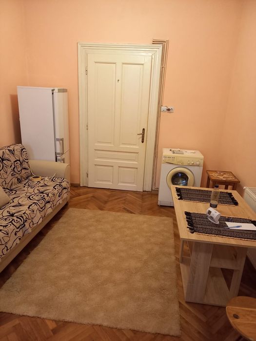 Inchiriez garsoniera in centrul istoric