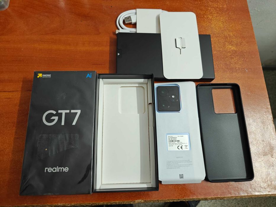 Vand/schimb Realme GT7 512GB – Nou, Doar Desigilat pentru Testare