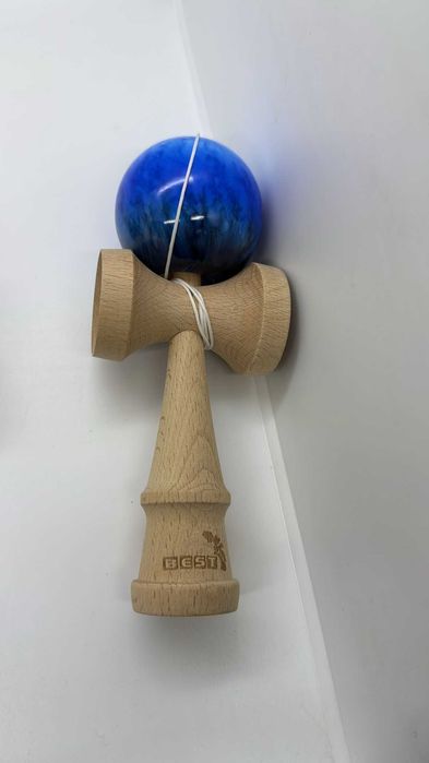 Kendama – lemn premium, bila antiderapanta, echilibru, performanta