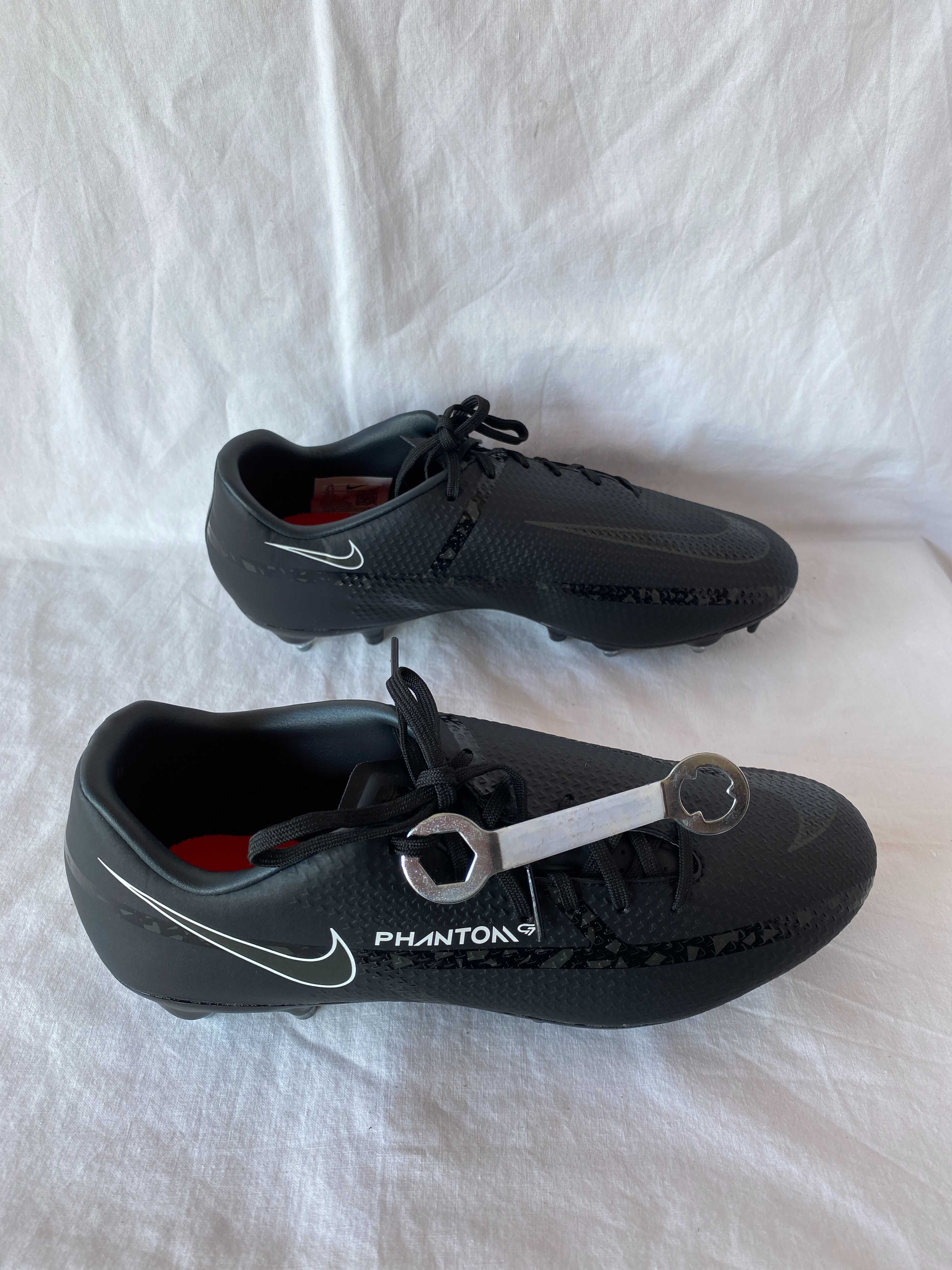 Ghete,Nike Phantom,marime 39