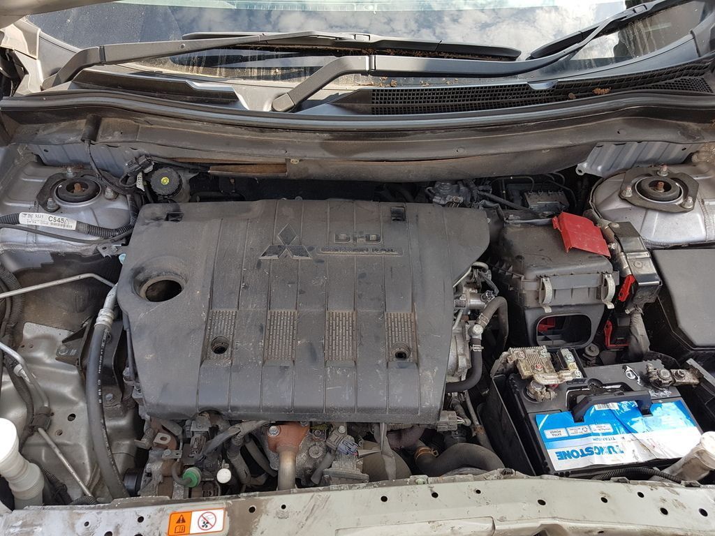 Dezmembrez Mitsubishi Outlander III 2.2 DIESEL 2012-2020