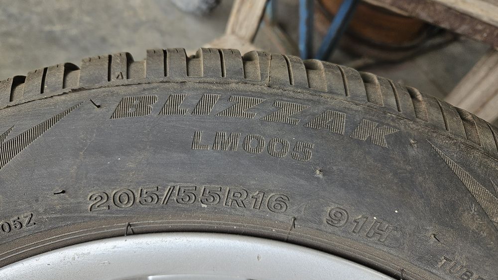 205/55R16 Bridgestone с BMW джанти