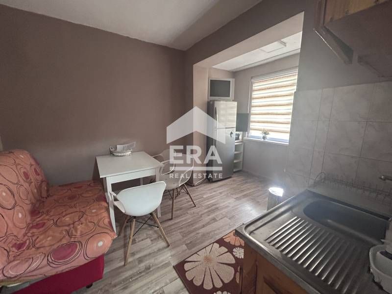 Дава се под наем Етаж от къща в Варна, м-т Евксиноград - 70 кв.м за 600 € - Снимка #1