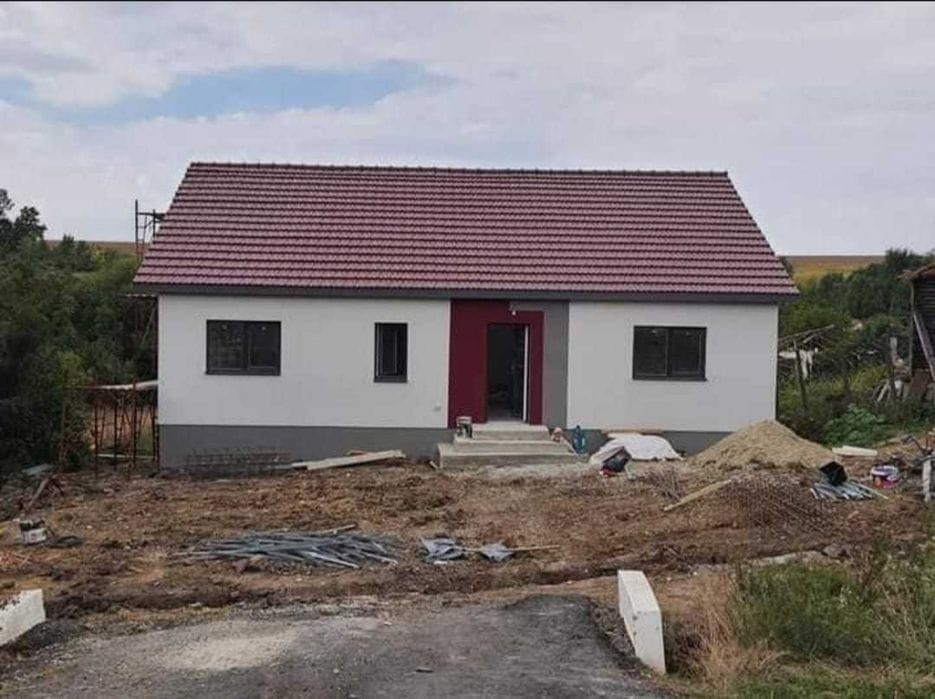 Vând.garaje auto din panouri sandwichi case pergole structuri metalice