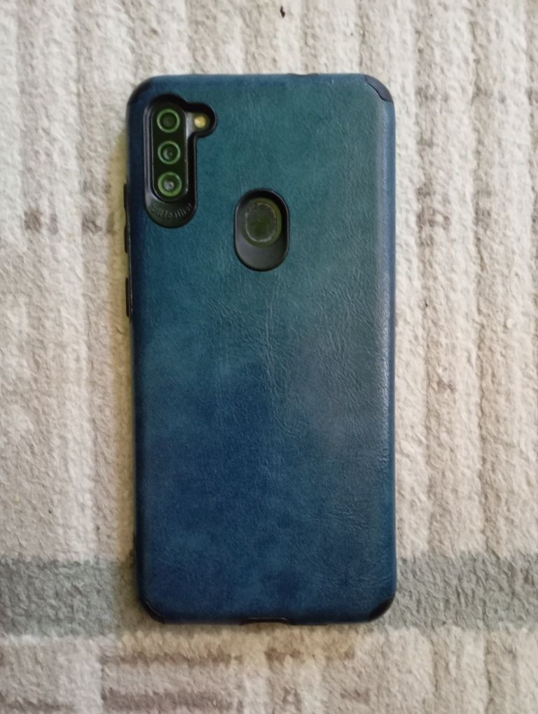 Samsung galaxy A11 работает