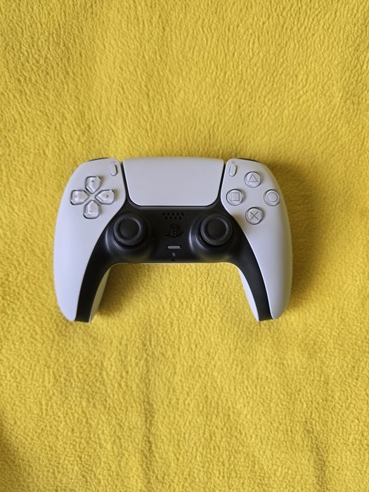 Контролер за PS5