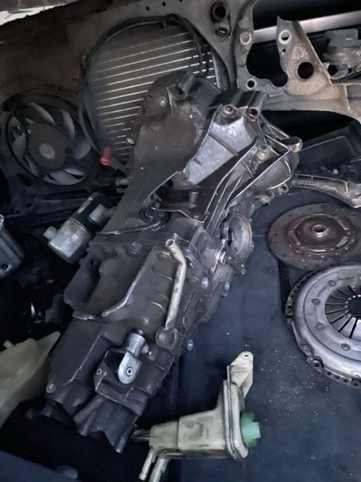 Ауди а4 б5 1.9 110hp притискател закс рейс