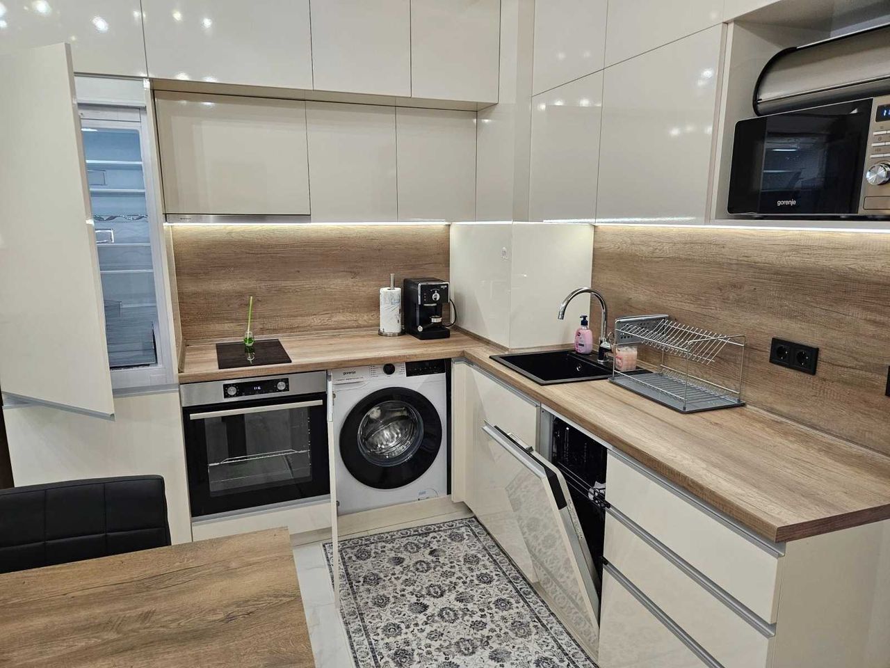 Дава се под наем Двустаен апартамент в София, Надежда 4 - 60 кв.м за 484.5 € - Снимка #3
