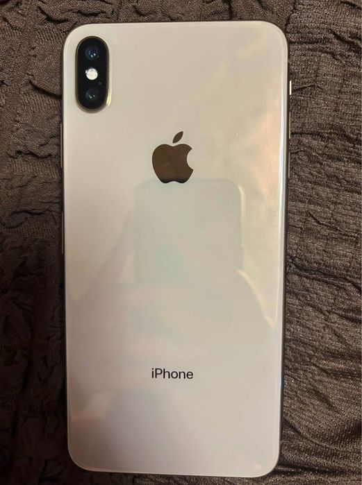 De moda veche dar inca foarte bun xs max Pret negociabil
