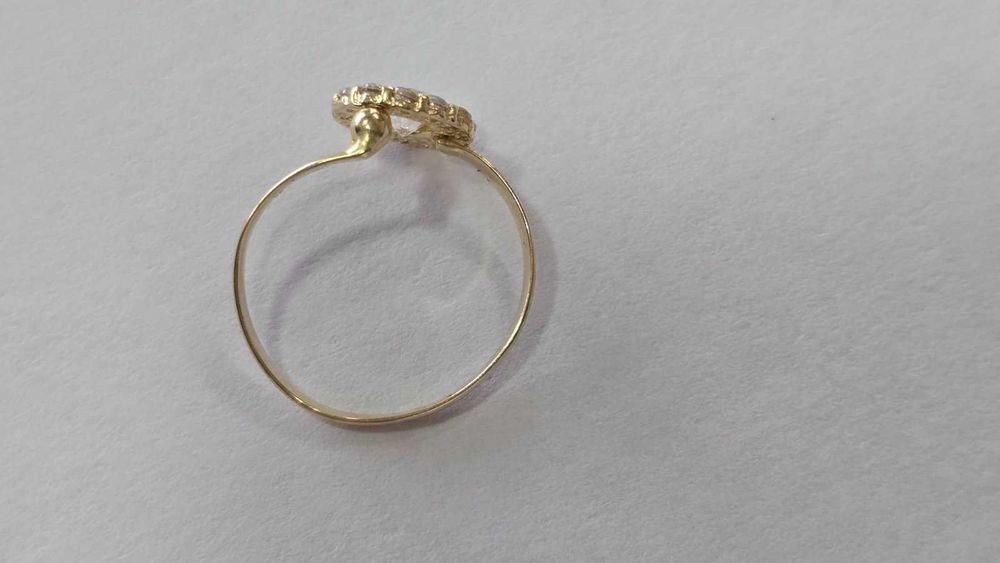 Златен детски пръстен с проба 585 (14 карата)