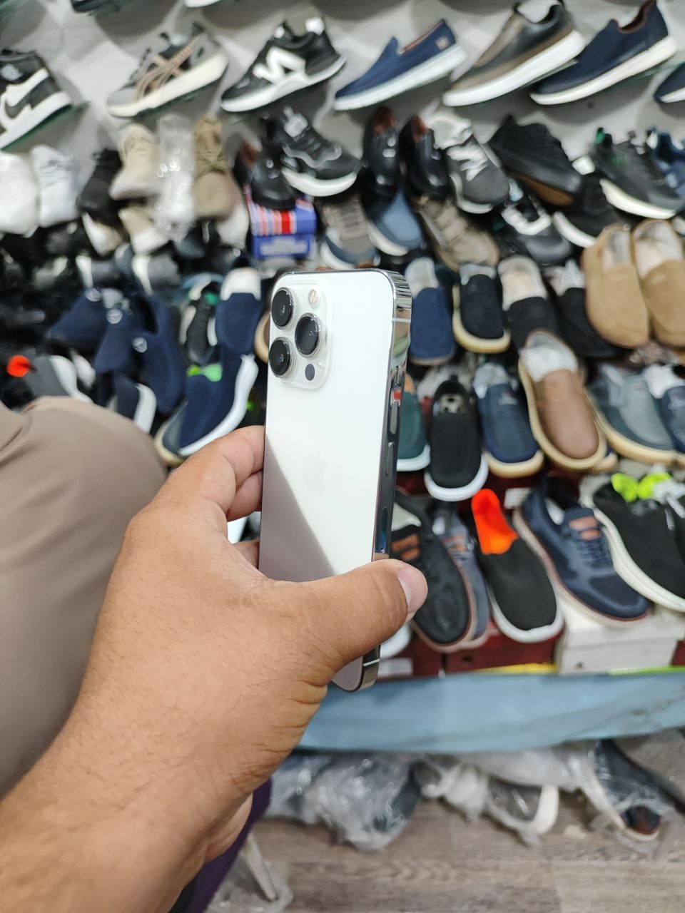 Iphone 13 pro ..
