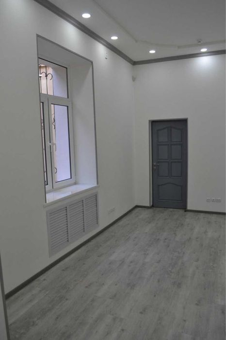 Помещение ул. А. Навои ор-р Республик. Центр Инкассации, 1линия