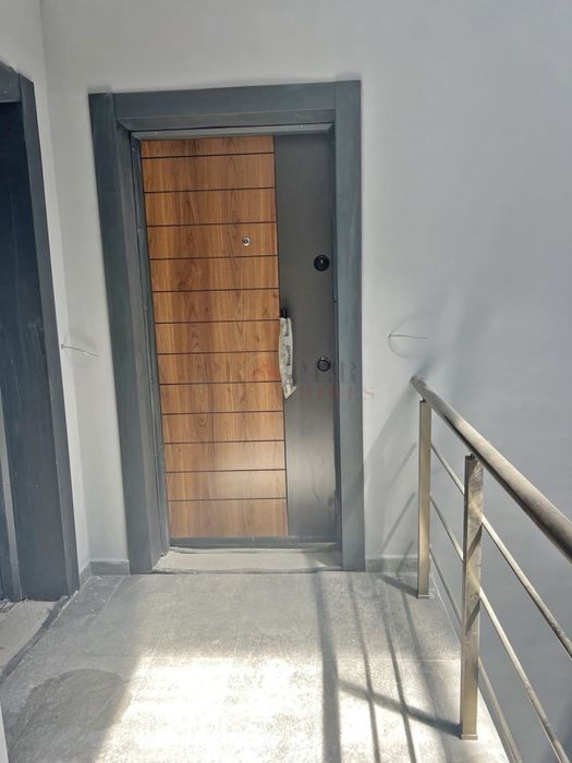 Продава се Тристаен апартамент в Велико Търново, Център - 145 кв.м за 856 €/кв.м - Снимка #3