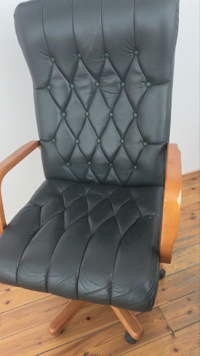 Продам кресло в хорошем состоянии