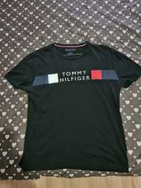 Vând tricouri Tommy Hilfiger