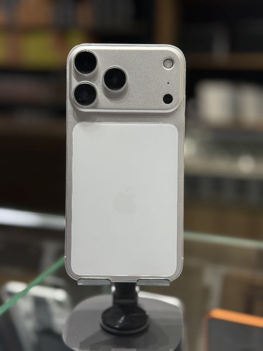 iPhone 11 17 Pro Korpusda