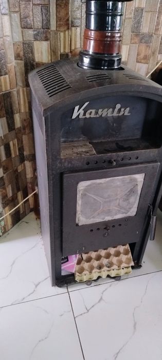 Sobă stil șemineu