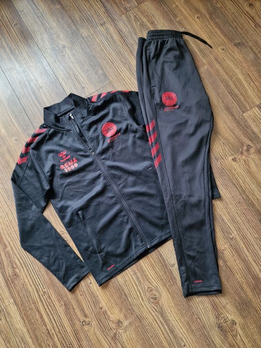 Страхотен спортен  комплект анцунг HUMMEL x Denmark National размер S