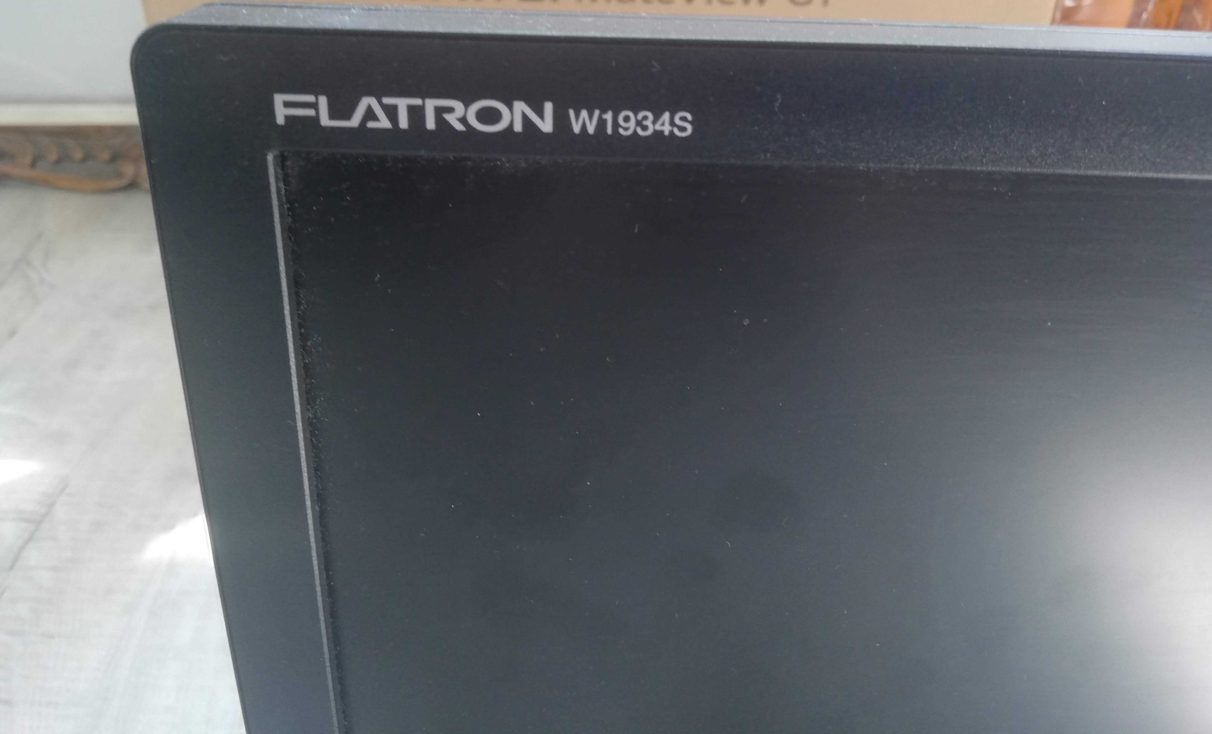 Monitor LCD LG 19" - Flatron W1934S-BN