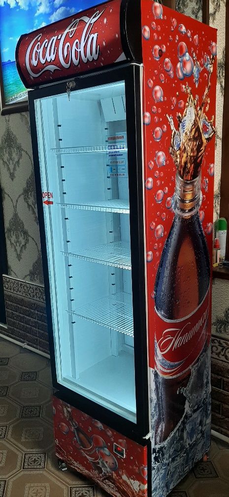 Холодилник витрина