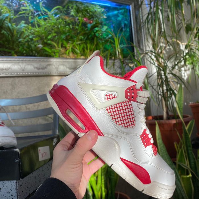 Jordan 4 alternate( nu yeezu nu dunk)