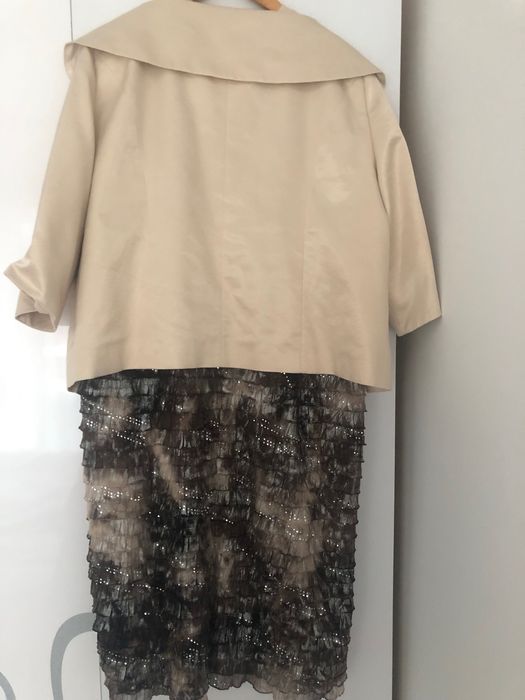Costum dama mărime 52- culoare crem, rochie și sacou