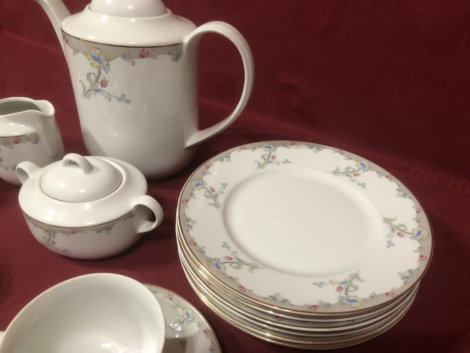 Serviciu cafea din portelan