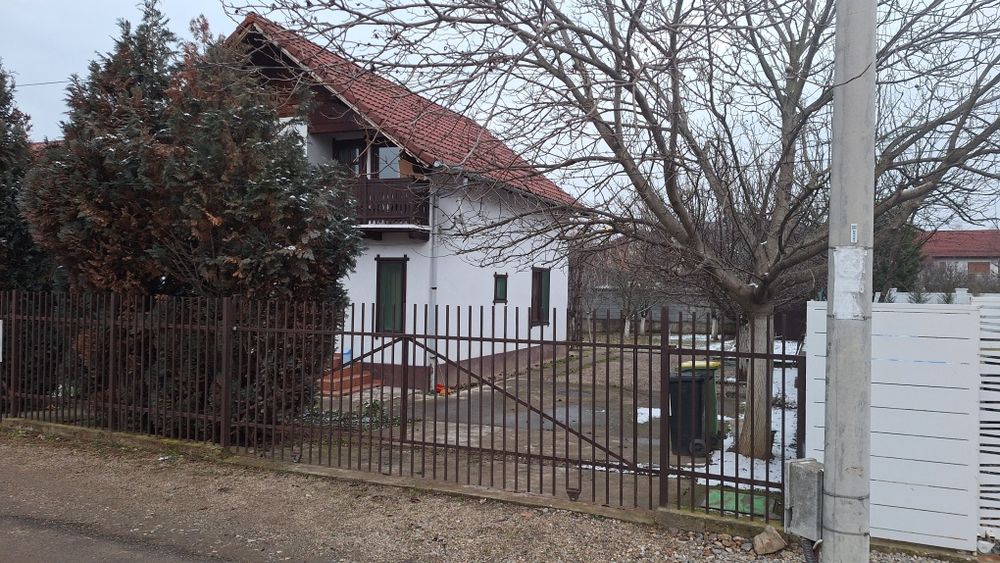Casa de inchiriat pe str. Dorin Teodorescu