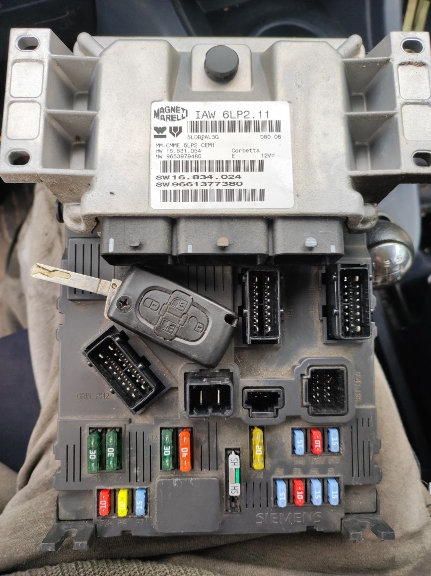 Компютър+BSI модул+ключ за Пежо-1007,1.4,16V-88к.с.бензин