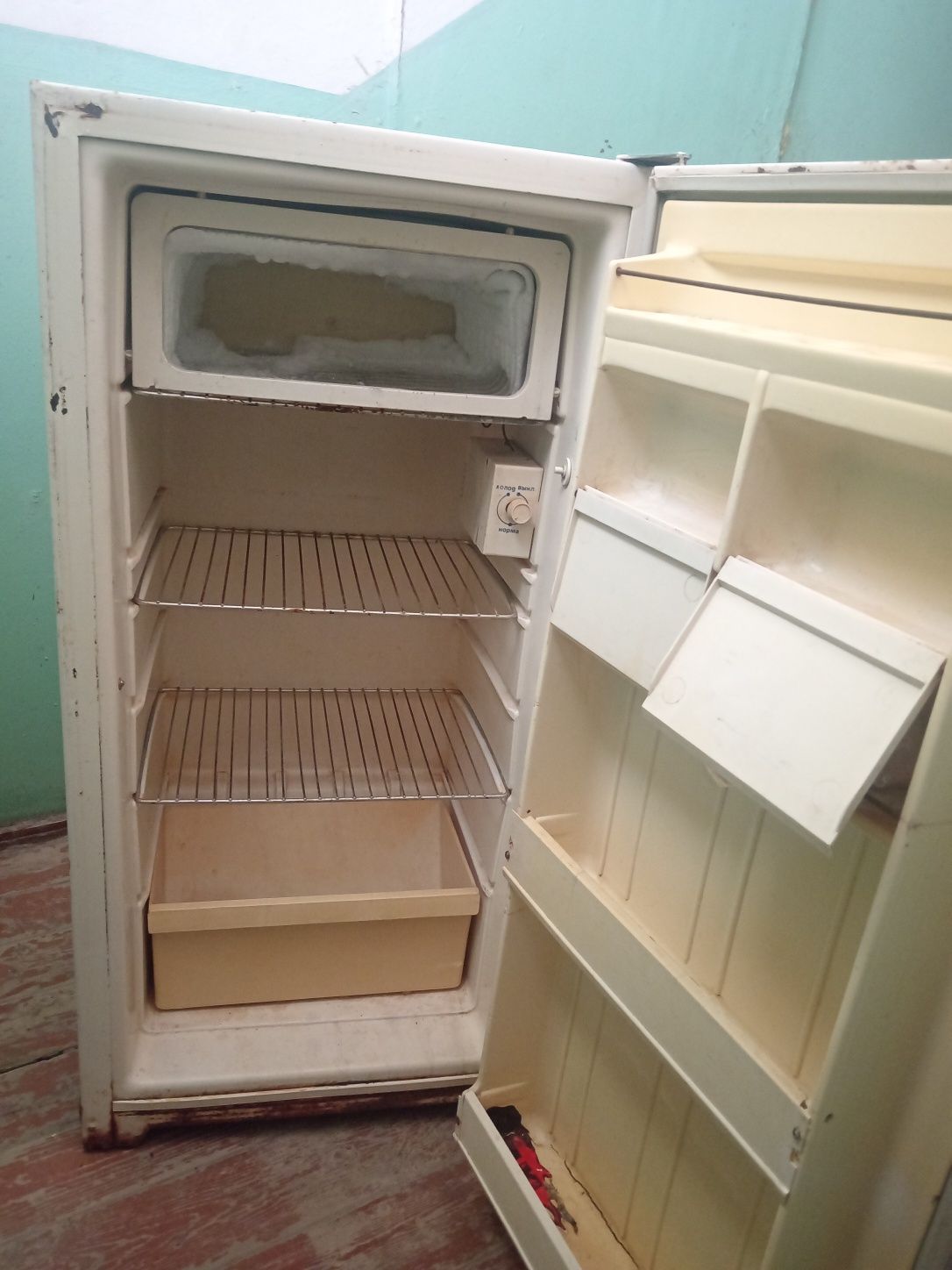 Продаётся Холодилник