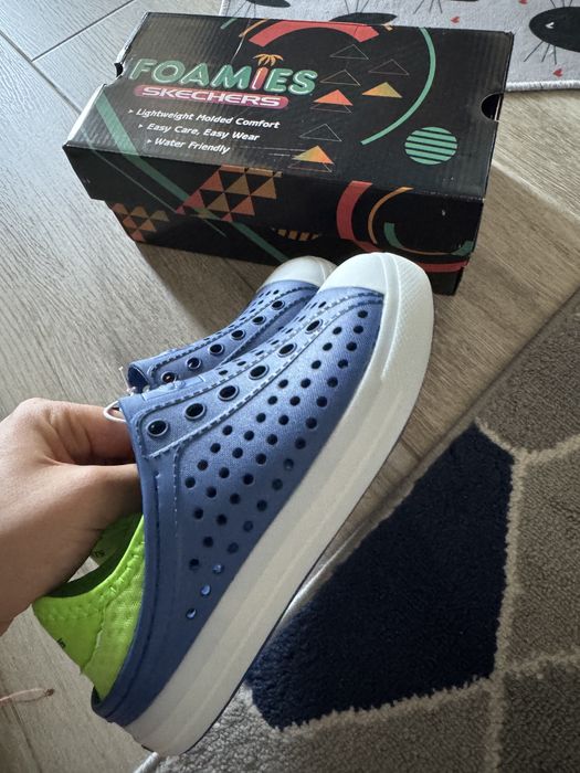 Skechers slip-on cu lumini