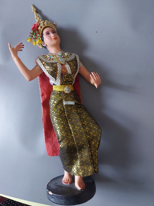 Сувенирные куклы народов мира б/у