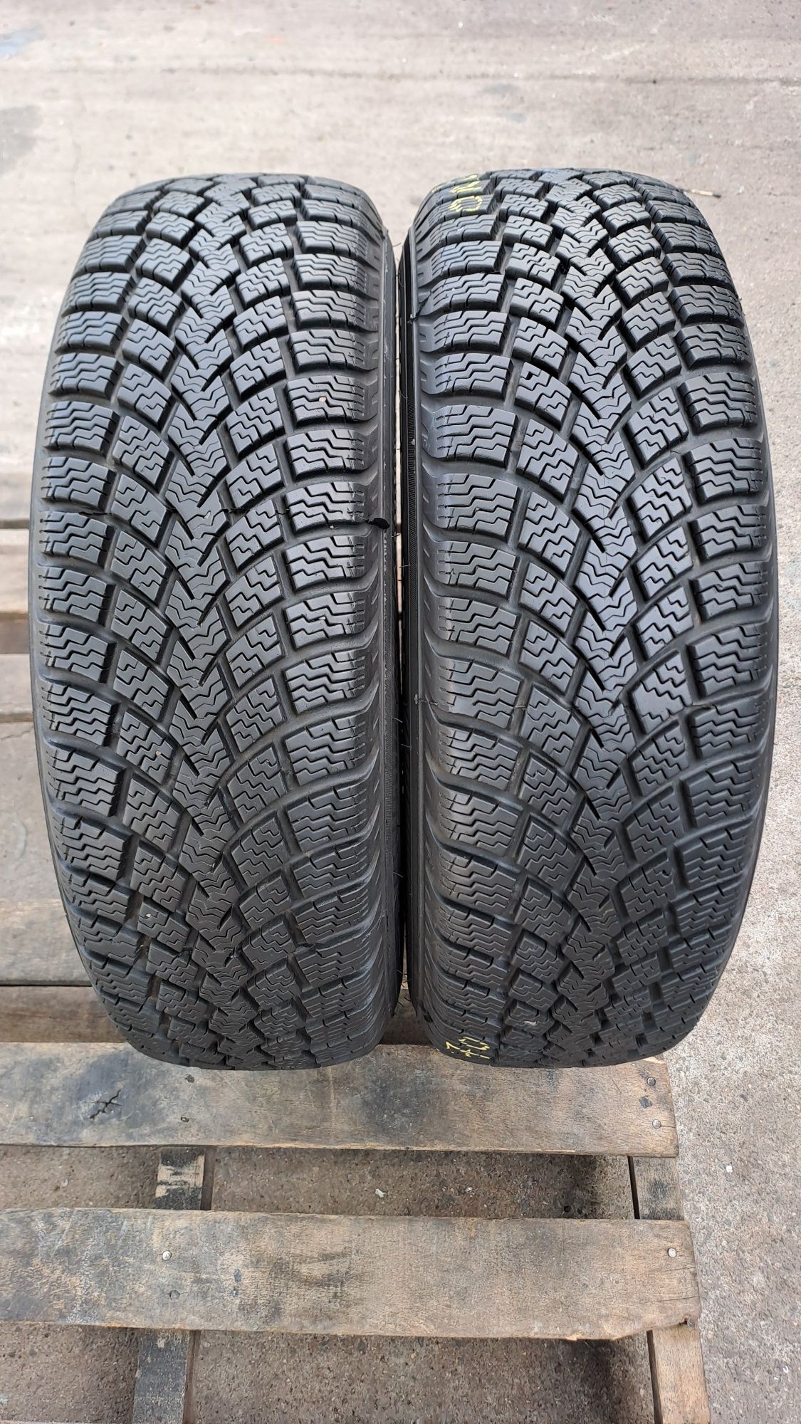 2бр. Зимни 175/70/14 Nokian W+