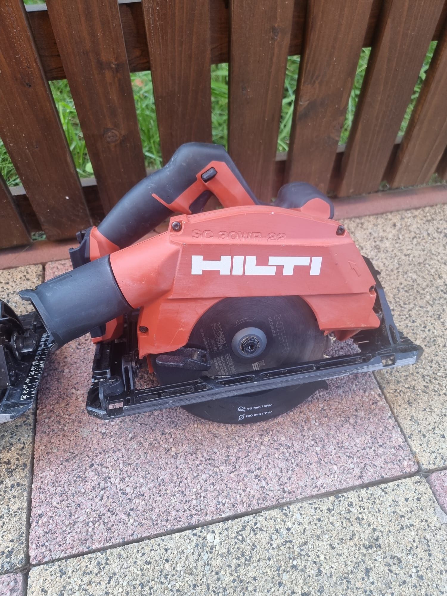 Scule hilti nuron