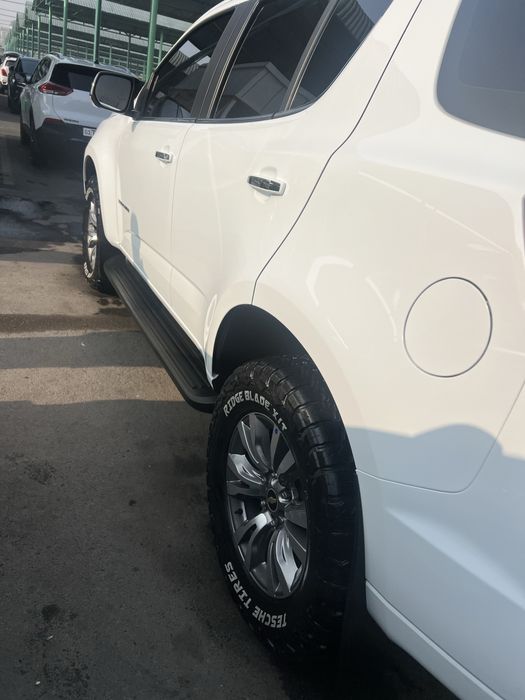 Продаётся Треблейзер небитая и некрашеная