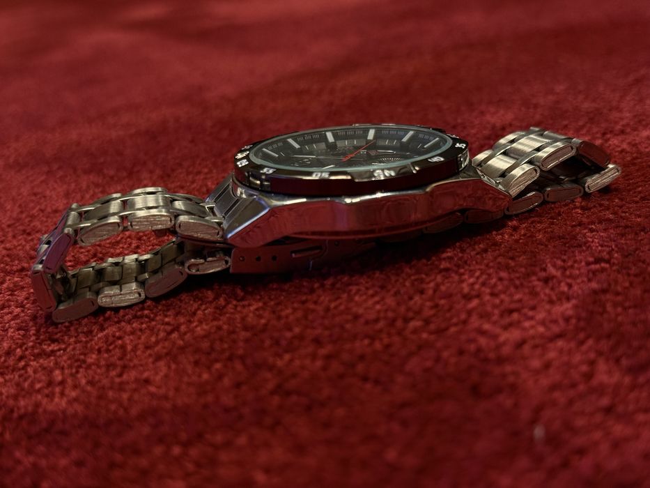 Мъжки стилен часовник