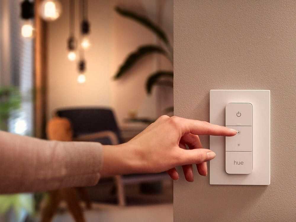 Dimmer switch Philips HUE - telecomanda / intrerupator cu dimmer