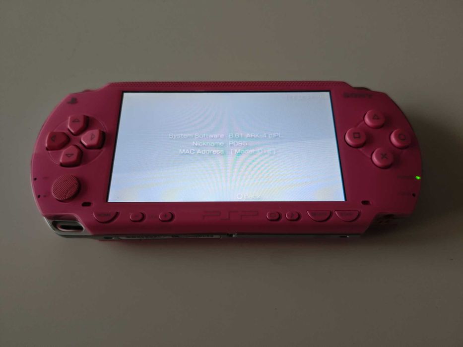 Sony PSP 1000 Pink Limited Edition - качени много игри