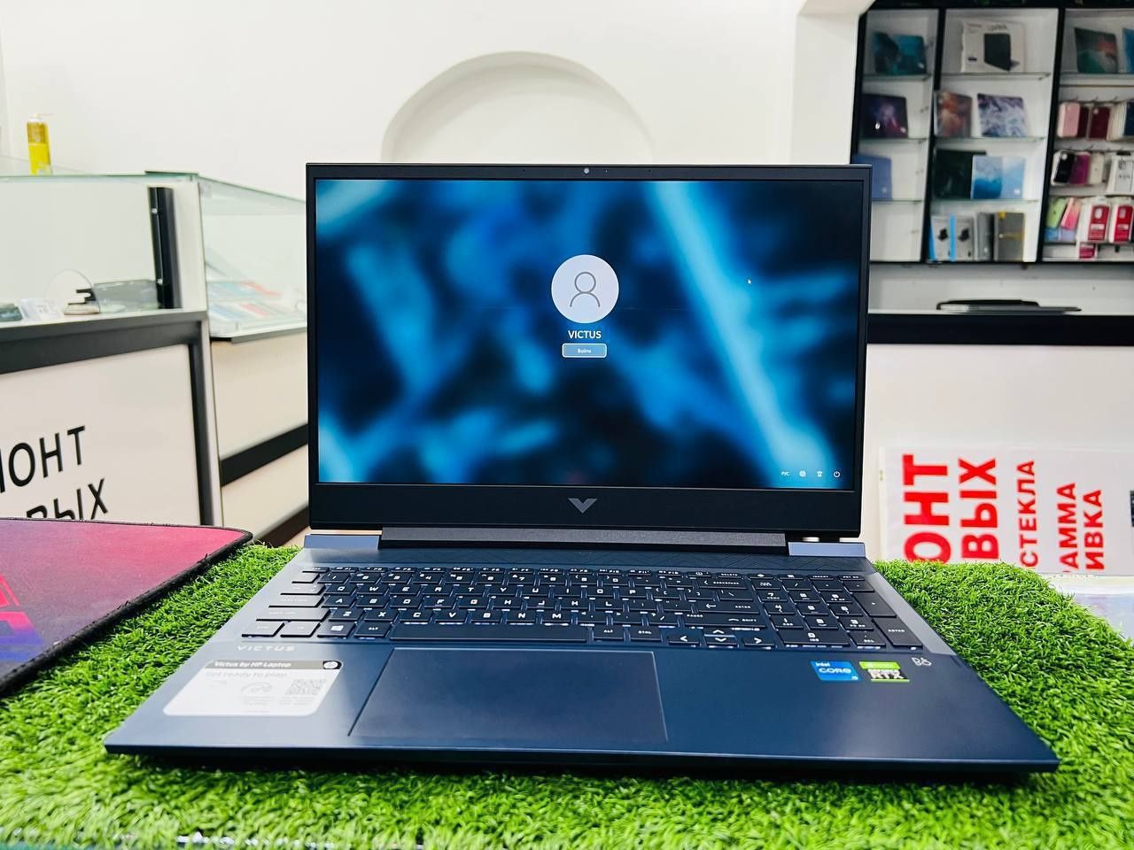 Продам игровой ноутбук HP Victus, в отличном состоянии, с гарантией