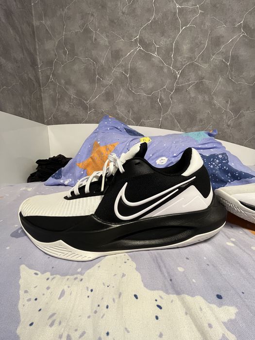 Обувки nike 43 размер