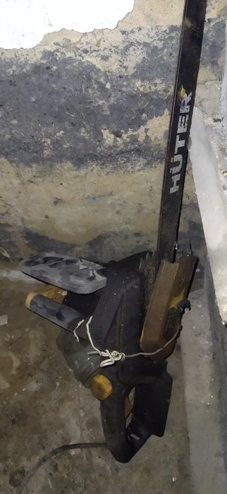 Электро пила , в среднем состоянии