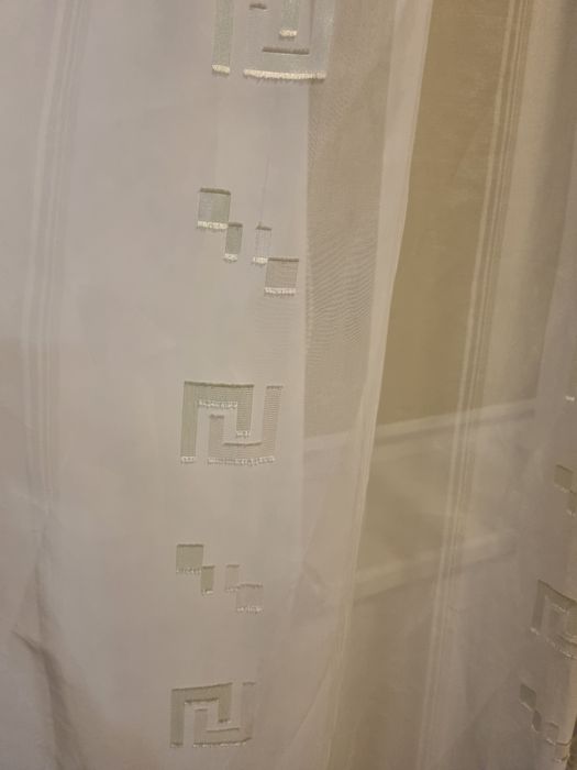 Vand 2 perdele stare foarte buna