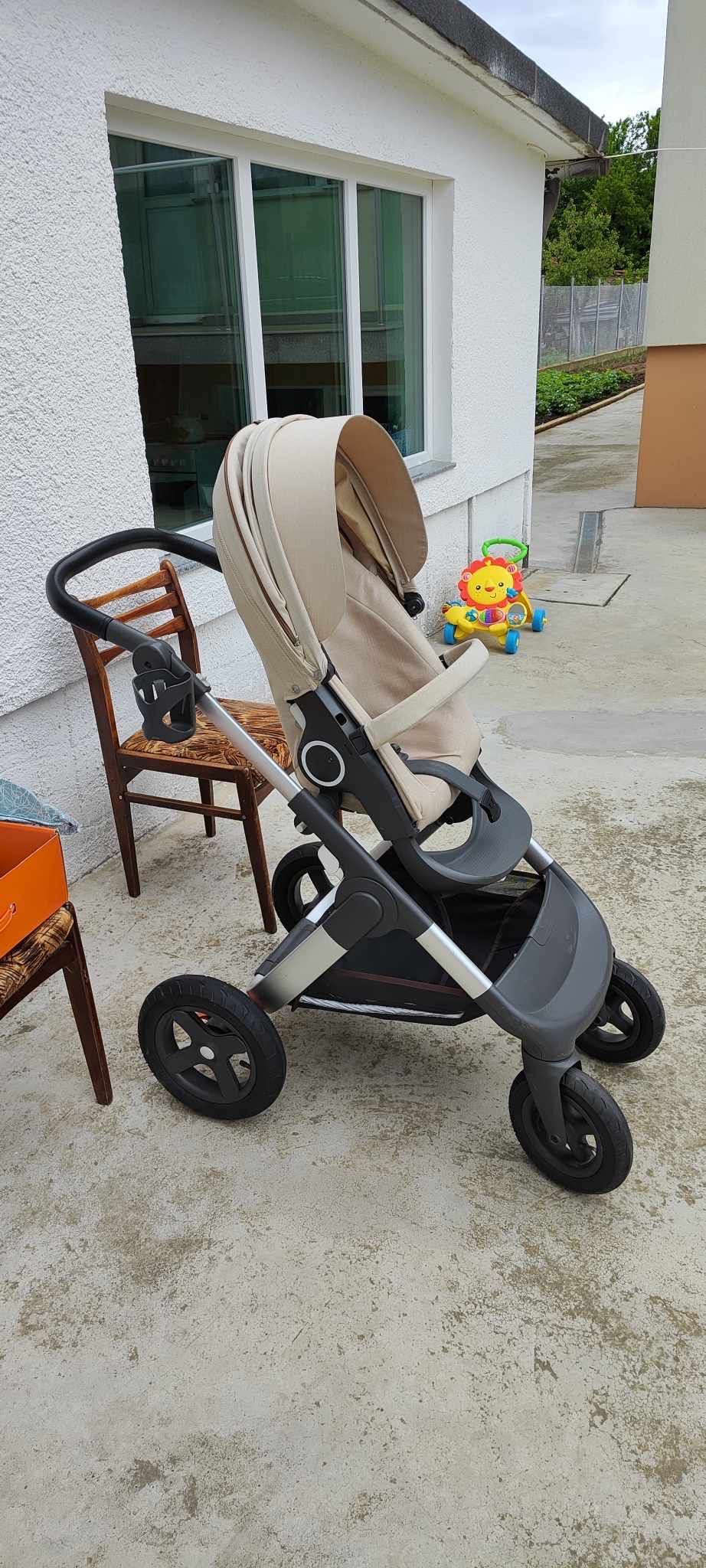 Детска количка Stokke