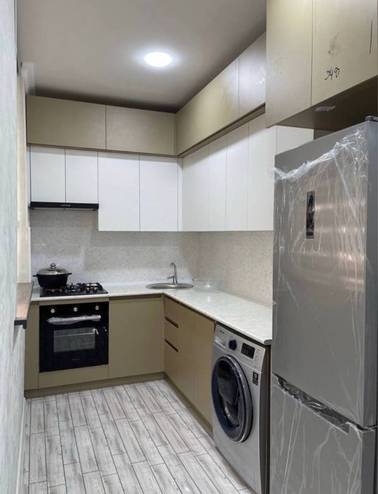 Продам квартиру на Ц-4 ор. 5-школа