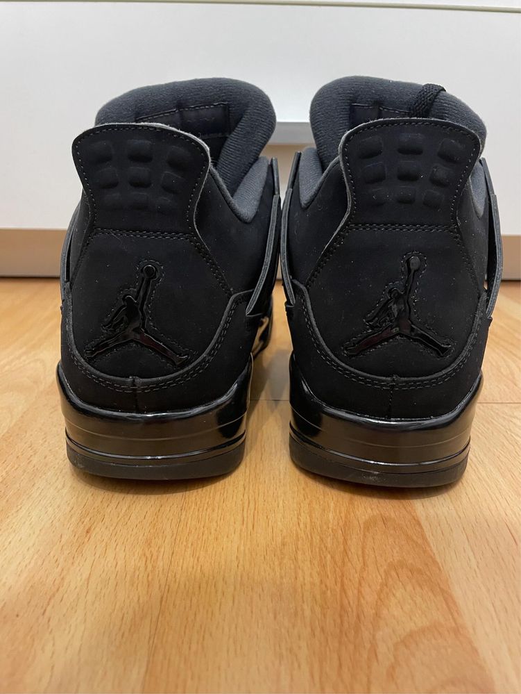 Jordan 4 Blackcat