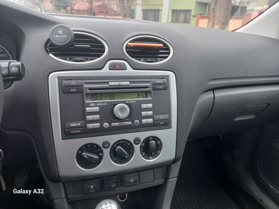 Ford focus 1.6 benzina și Gpl