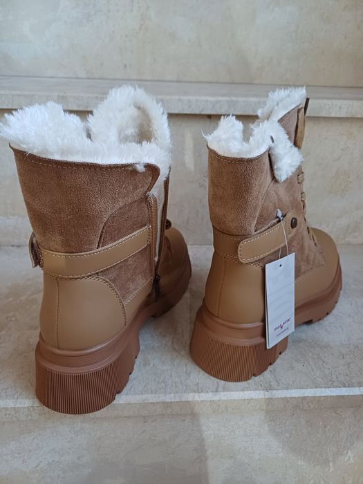 Дамски зимни боти