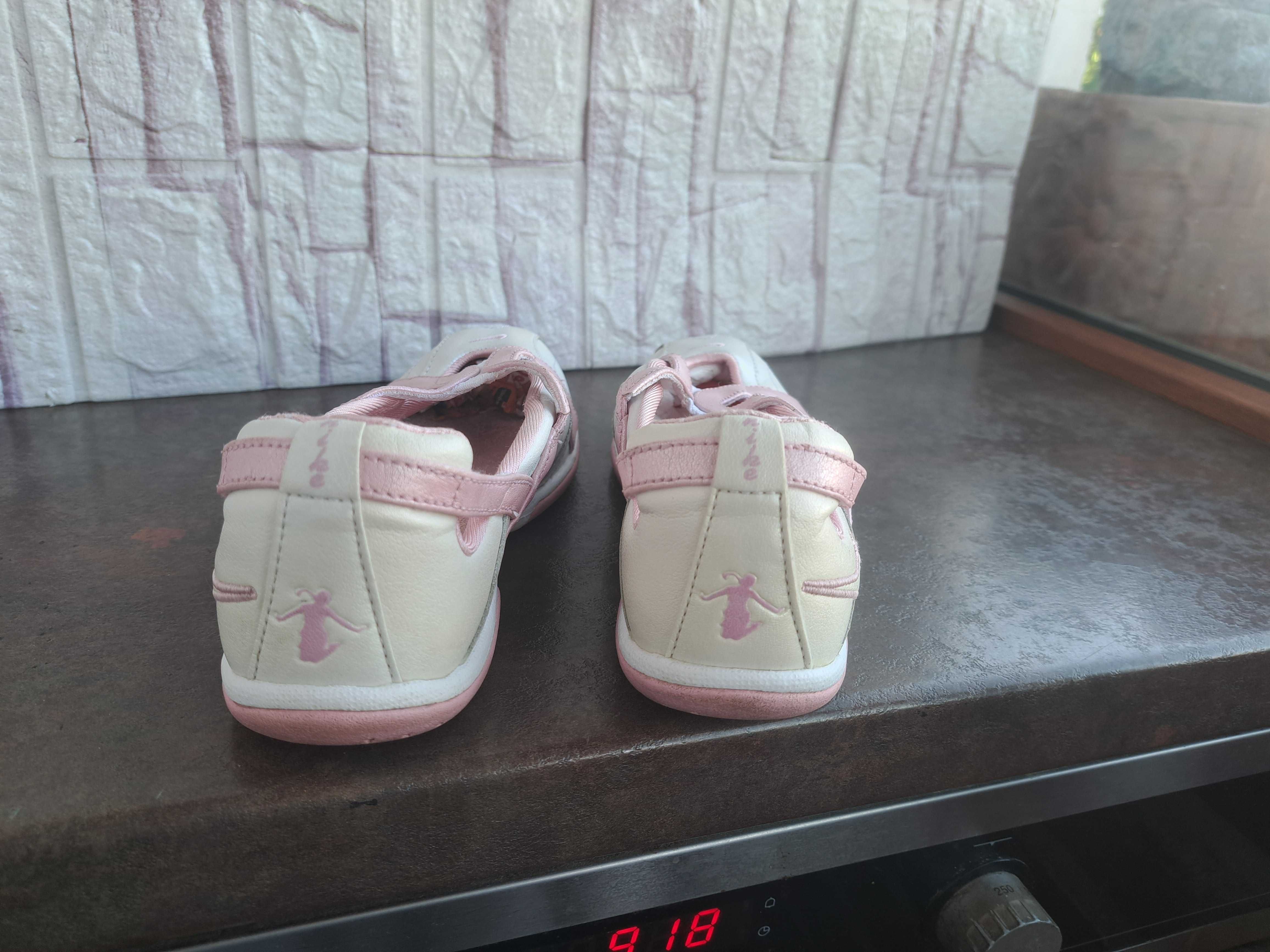 детски,летни отворени обувки за момиче,кожени балерини,номер36 Nike