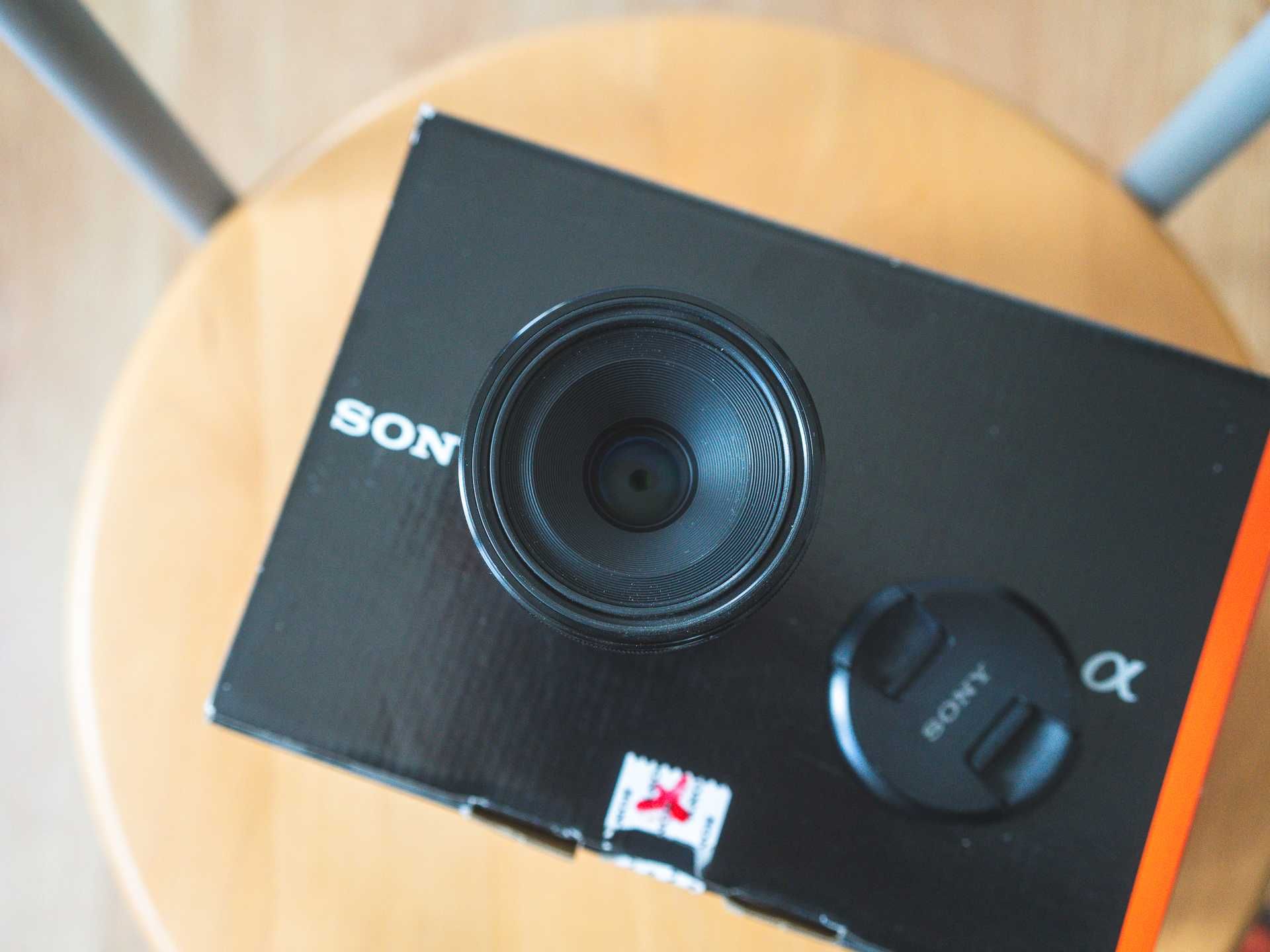 Обектив Sony FE 2.8 / 50 MACRO