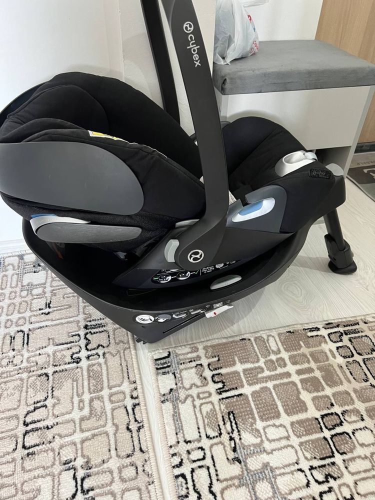 Авто кресло cybex